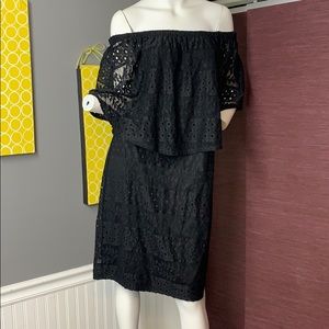 Thalia Sodi-black, off the shoulder dress sz: Lg💝